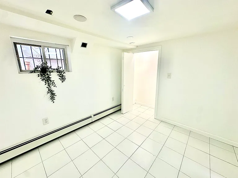 247 Clendenny Ave #1 — Photo 25
