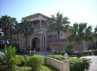 194 Kings Ct, South Padre Island, TX 78597