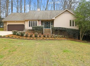 109 Prince William Ln, Cary, NC 27511