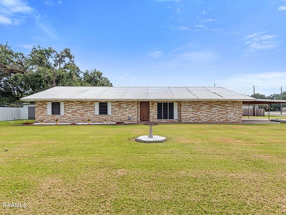 2nd image of 1006 Catahoula School Hwy