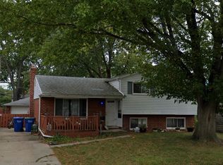 32430 Tecla Dr, Warren, MI 48088