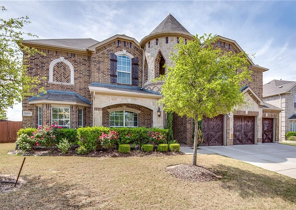 1st image of 13971 Sorano Dr