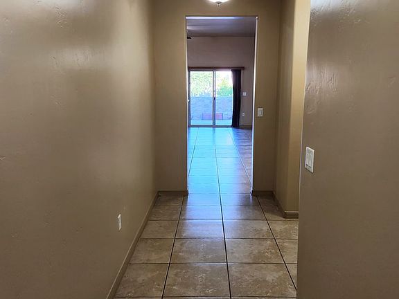 3rd image of 4353 Malaga St