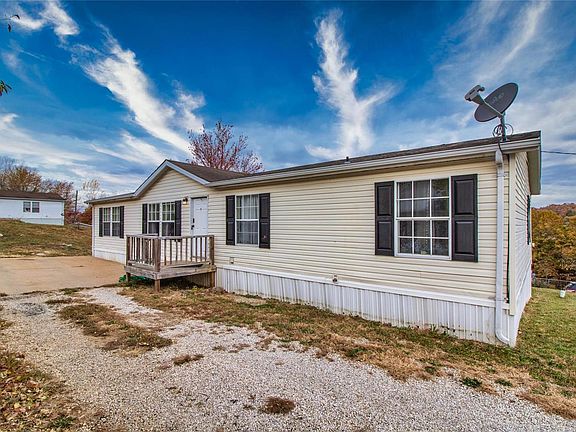 3rd image of 5606 Verdant Dr