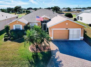 236 Bentwood Dr, Leesburg, FL 34748