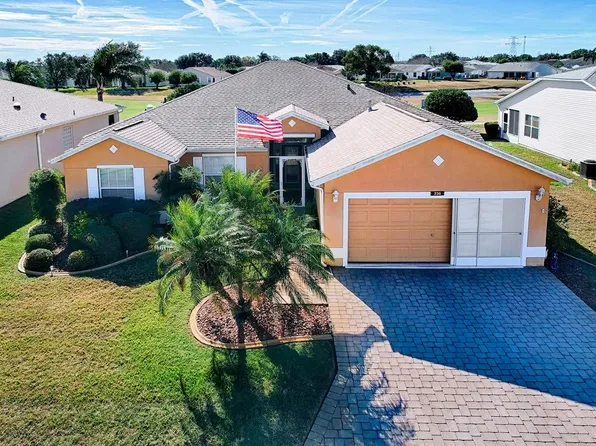 236 Bentwood Dr, Leesburg, FL 34748