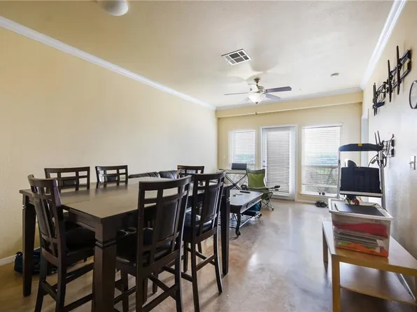 910 W 25th St #403-1, Austin, TX 78705