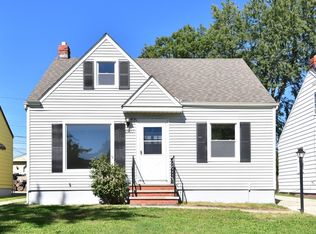 18807 Fairway Ave, Maple Heights, OH 44137