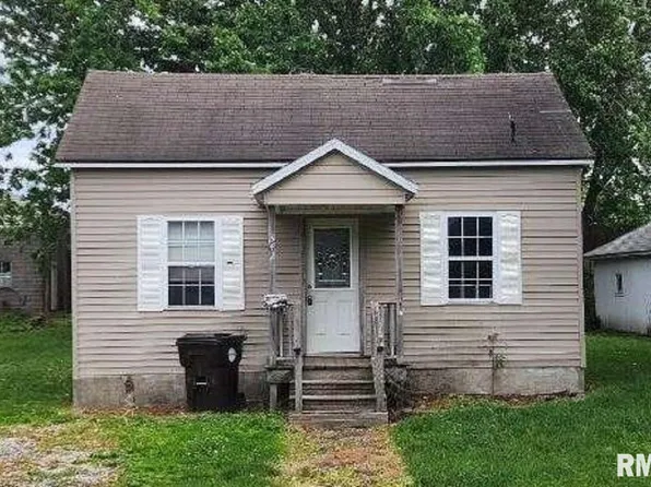 342 N Dean St, Bushnell, IL 61422