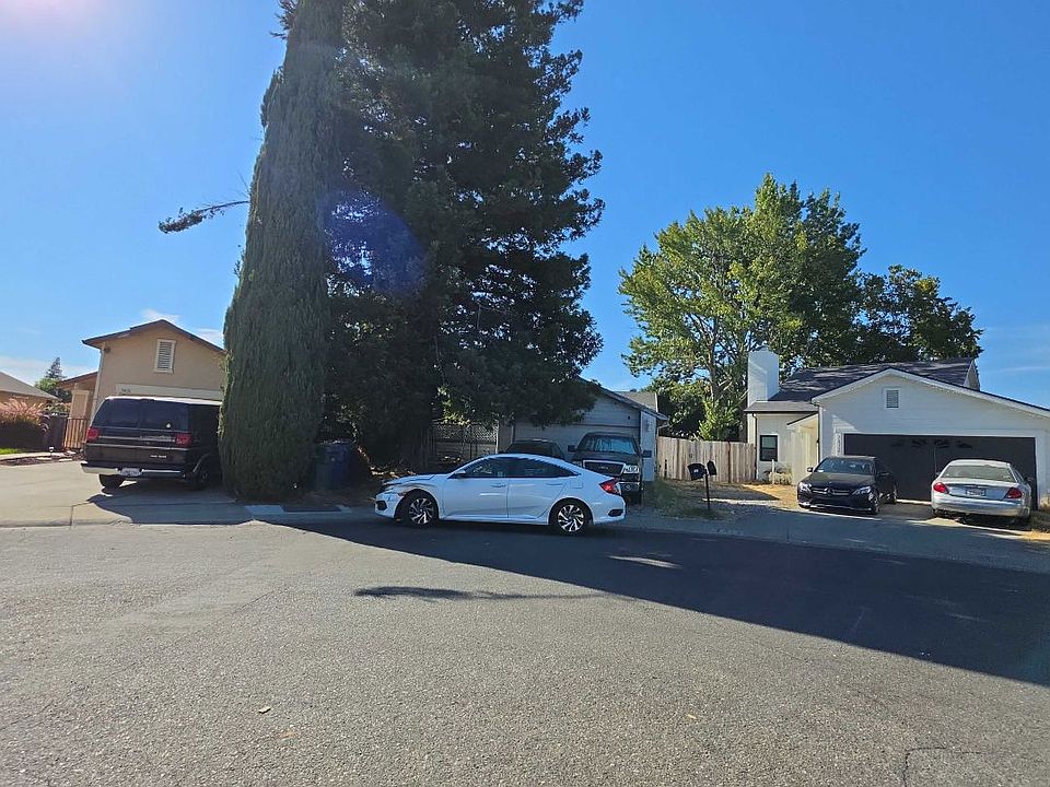 2nd image of 7409 Mirage Ct
