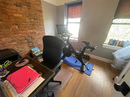 Rented by Delmark Realty LLC | media 25