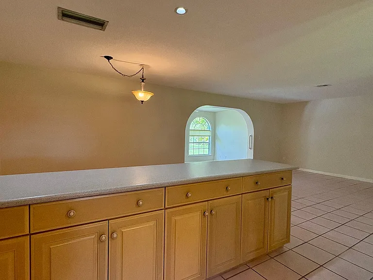 514 SW North Carolina Dr — Photo 5