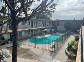 3822 Baldwin Ave.