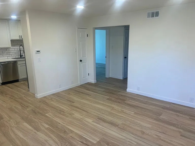 1610 Milvia Street — Photo 9