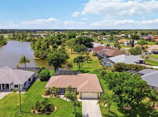 230 Sportsman Rd, Rotonda West, FL 33947