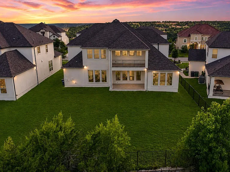 1108 Trevi Fontana Dr — Photo 3