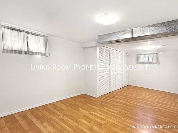 5th image of 7034 N Wilbur Ave