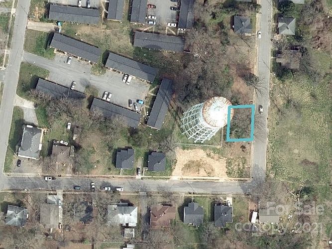 1st image of 409 S Hill St