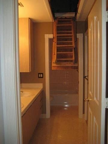 1st image of 2502 Amherst Ct