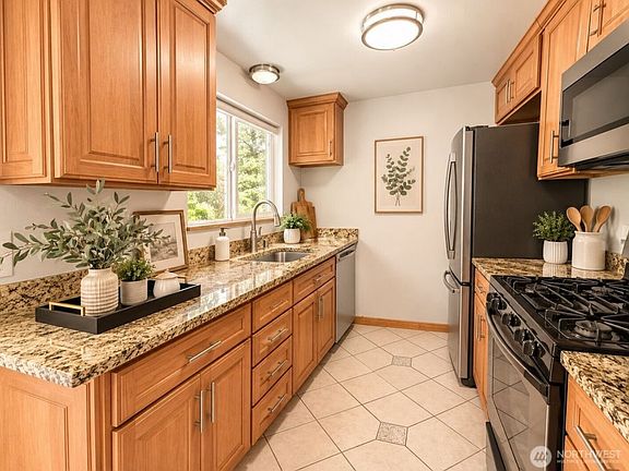 2nd image of 6950 24th Ave SW #1