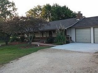 1525 Missouri Rd, Iola, KS 66749