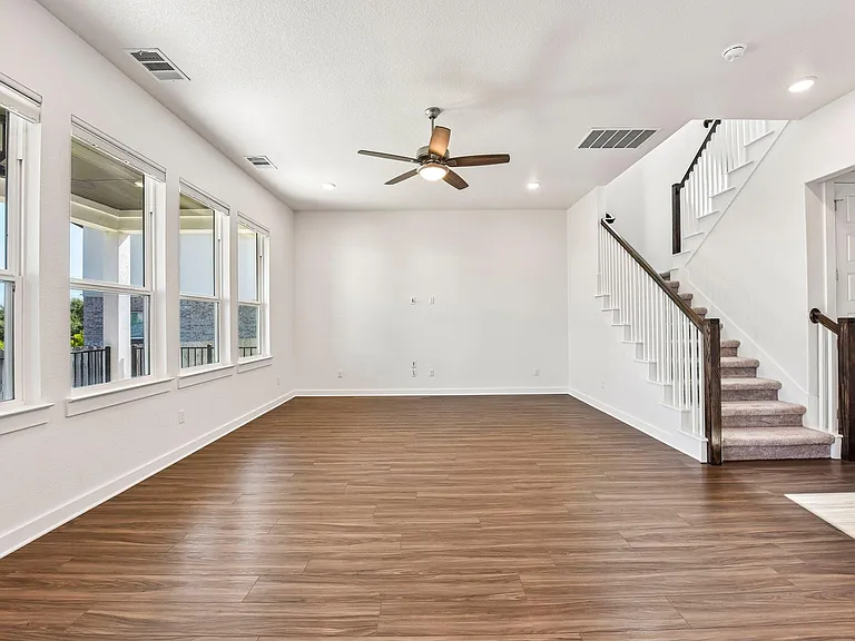 1209 Willie Ranch Way — Photo 4