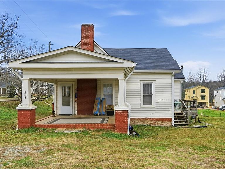 Listing photo 2