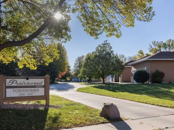 3325 W Prairiewood Dr S, Fargo, ND 58103