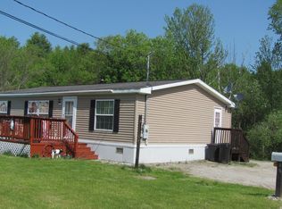 48 Whitman St, Norway, ME 04268