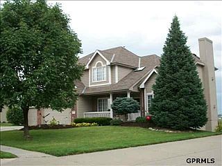 1st image of 405 Castle Pine Dr