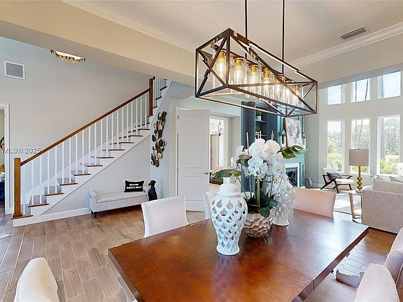 4th image of 406 Stirling Bridge Dr