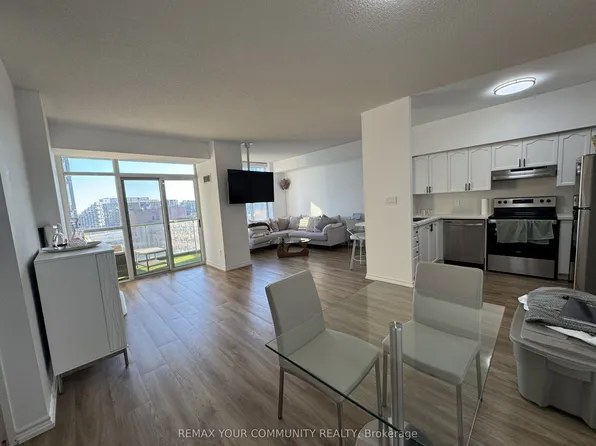 39 Parliament St #1101, Toronto, ON M5A 4R2