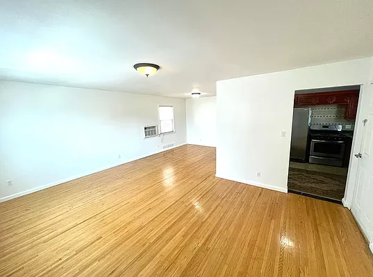 Rented by Luxury Apartments LIC | media 20