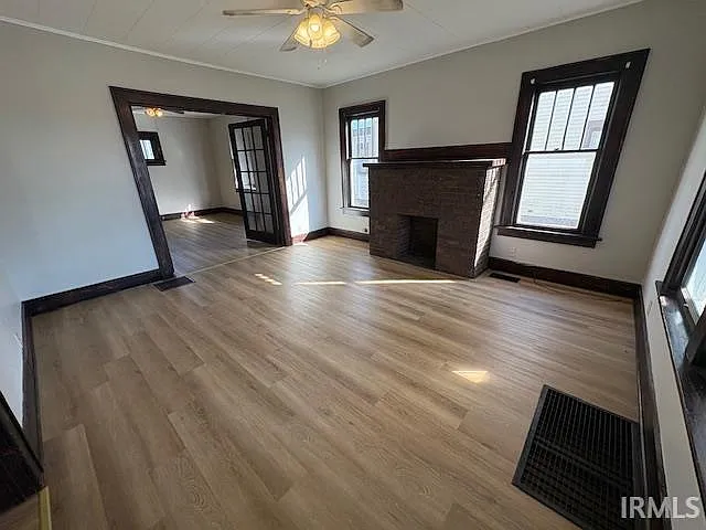 304 N Hackley St — Photo 7
