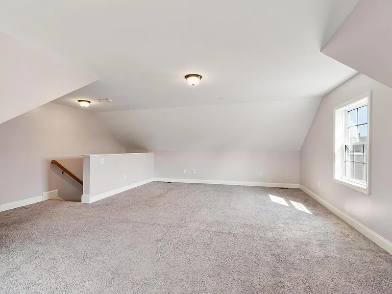 7 Butler Ave #5 — Photo 17