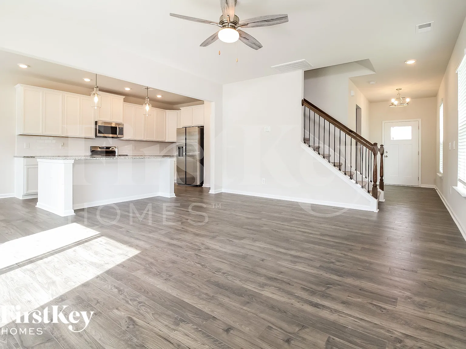 3 bed, 2.5 bath, 1854 sqft, $2,200 — Photo 4