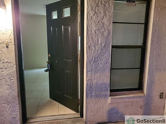 3rd image of 1045 Buccaneer Dr