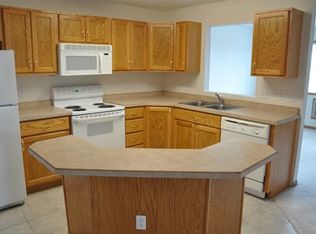 5002 16th Ave S APT 114, Fargo, ND 58103
