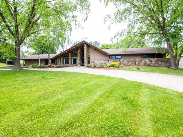 888 Dix STREET, Columbus, WI 53925