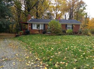 101 Rustic Ln, Mansfield, OH 44907