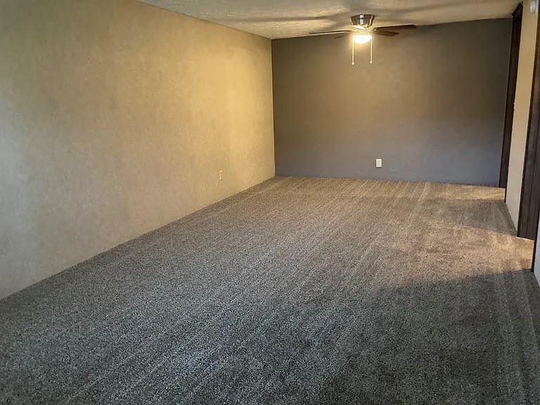 Ketwood Apartments — Photo 10