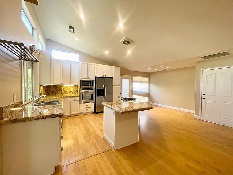 76920 Sheffield Ct — Photo 6