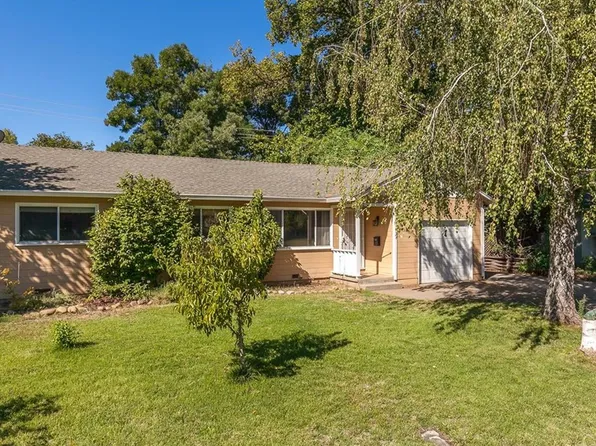 14 Terrace Dr, Chico, CA 95926