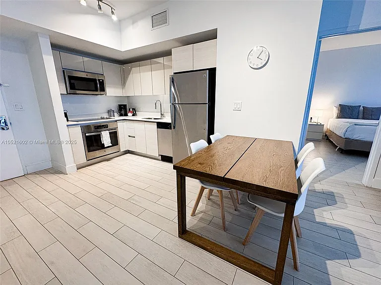 2600 E Hallandale Beach Blvd #3104 — Photo 18
