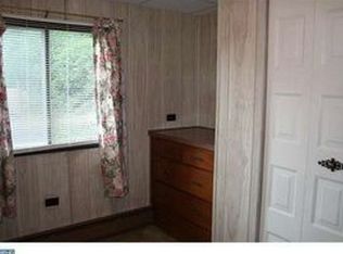 365 E Cherry Rd, Quakertown, PA 18951