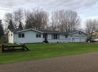 812 3rd St, Portland, ND 58274