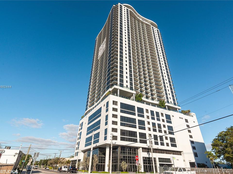 1st image of 1600 NE 1st Ave APT 2016