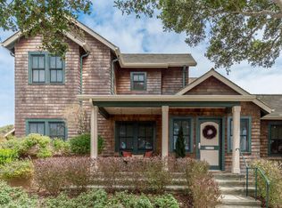 315 5th St, Pacific Grove, CA 93950