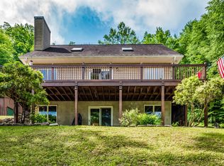 3141 Lakeside Dr, Harveys Lake, PA 18618