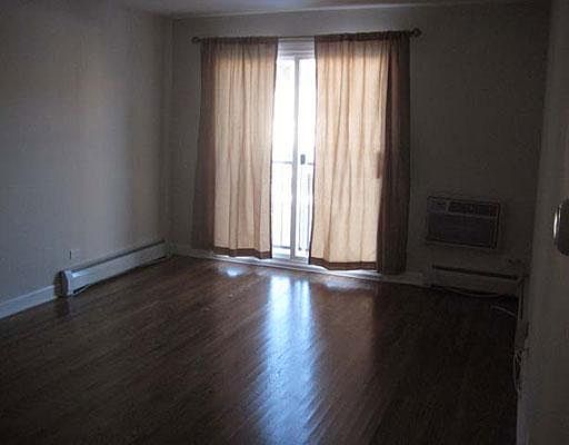 1st image of 1563 W Pratt Blvd APT 2C